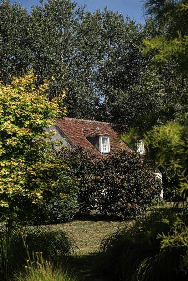 Domaine De Bellevue, The Originals Relais Hotel Neufmoutiers-en-Brie Exterior photo