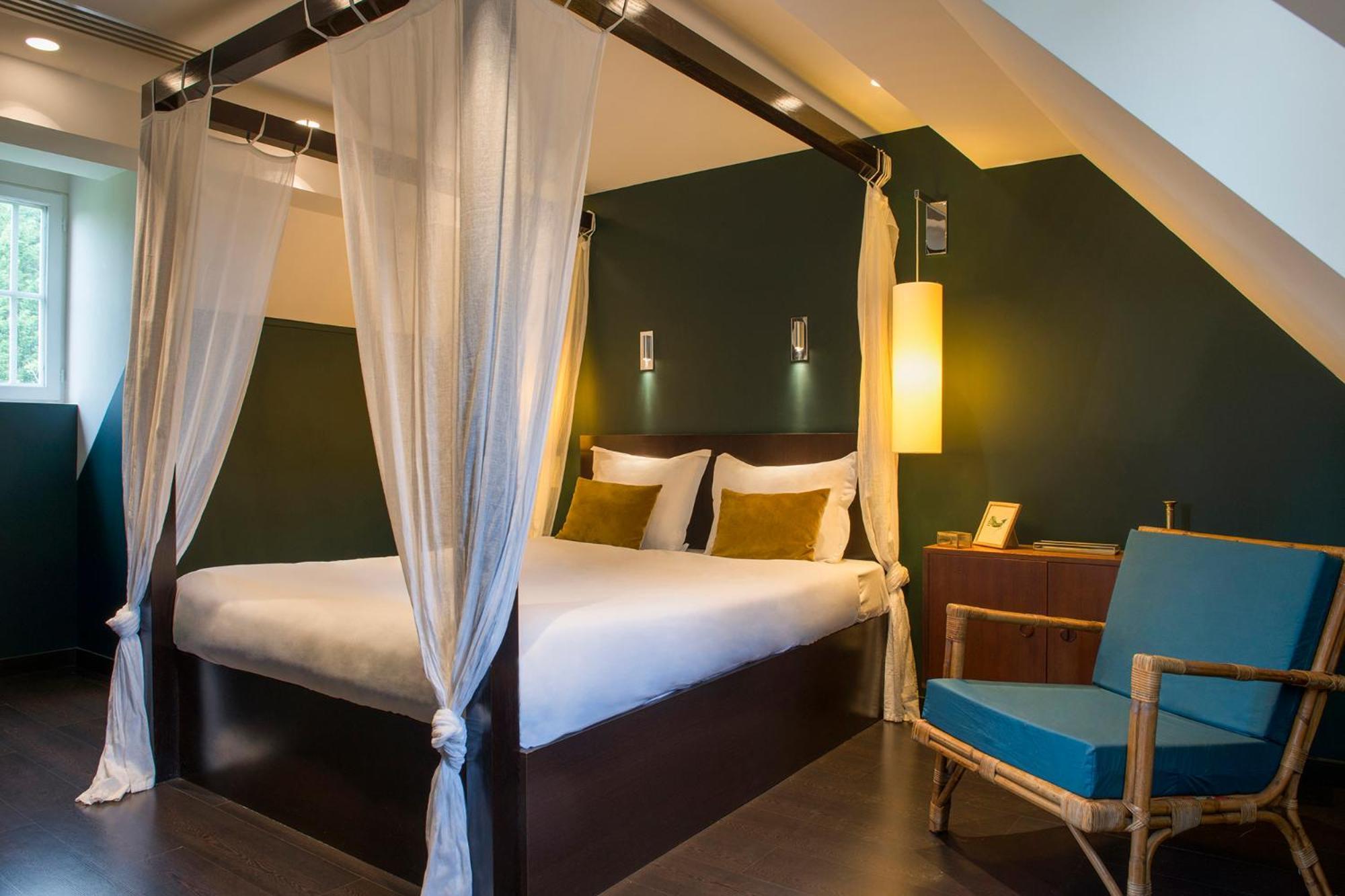 Domaine De Bellevue, The Originals Relais Hotel Neufmoutiers-en-Brie Exterior photo