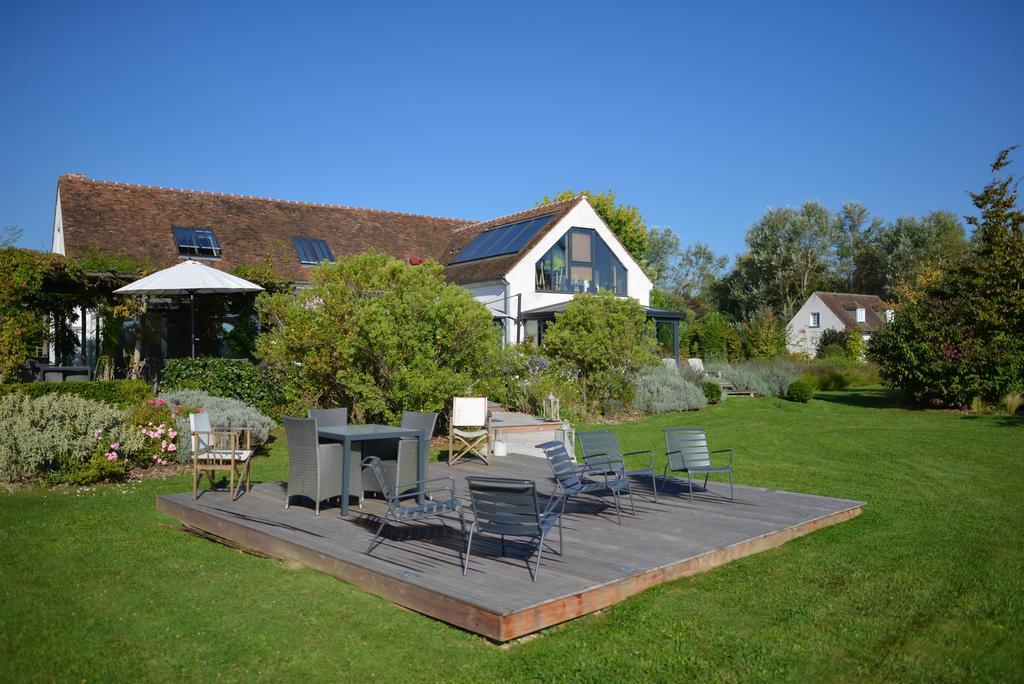 Domaine De Bellevue, The Originals Relais Hotel Neufmoutiers-en-Brie Exterior photo