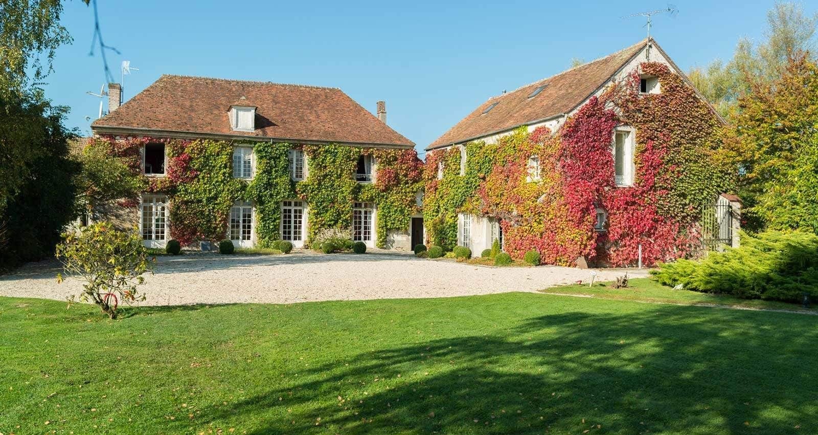 Domaine De Bellevue, The Originals Relais Hotel Neufmoutiers-en-Brie Exterior photo